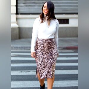 NWT Elegantees Carrie Skirt - Medium